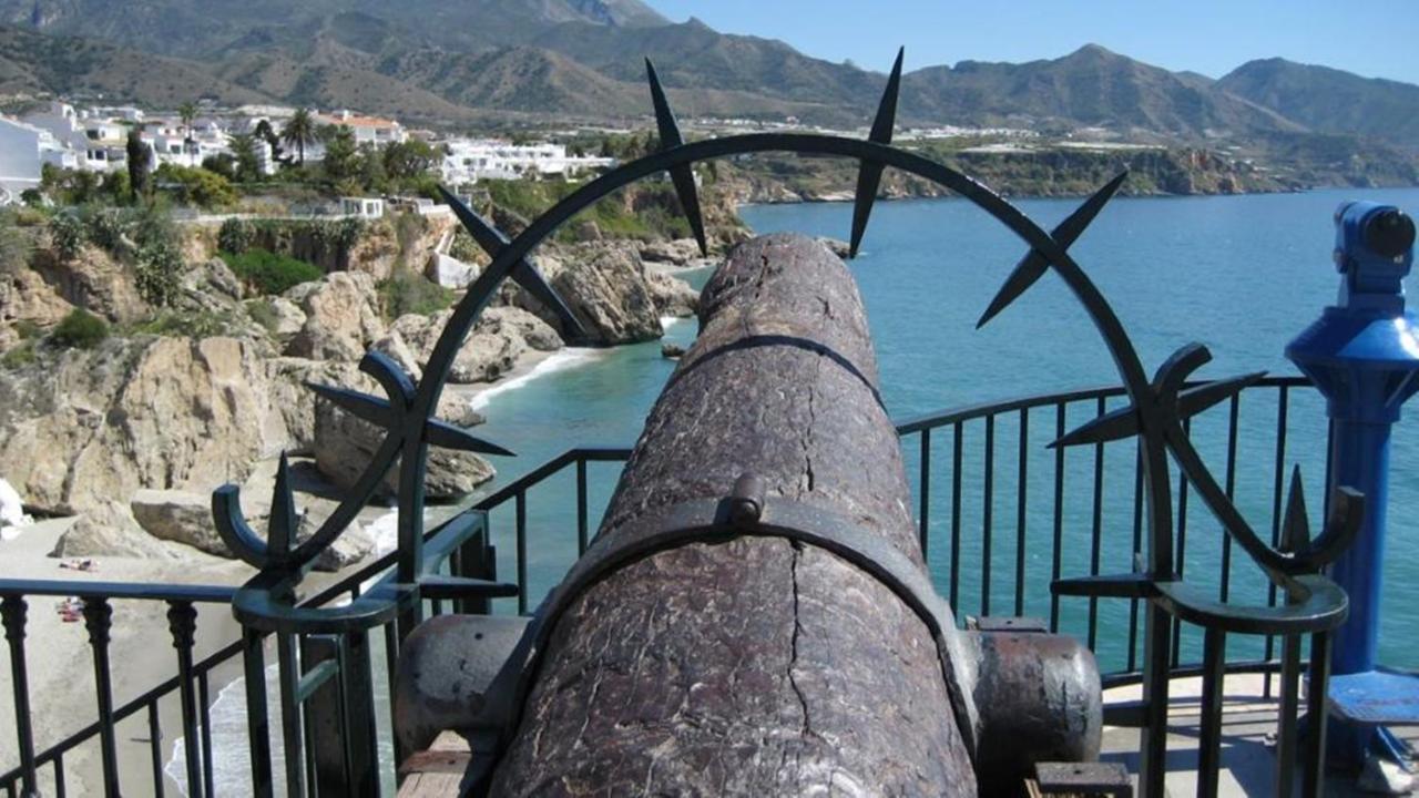 Soleado Apartamento En Nerja Exterior foto